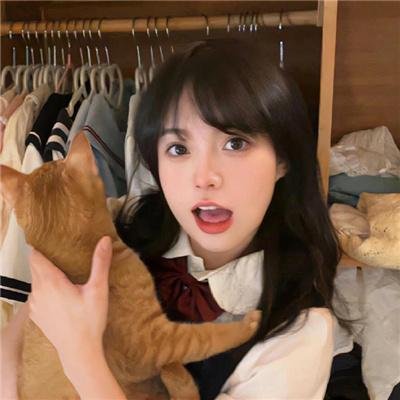 笼中女